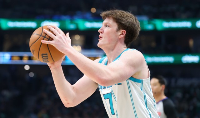 开云登录入口地址-第三节紧急调整独揽17分！克尼佩尔14中6&amp;三分10中3拿20分6板3助