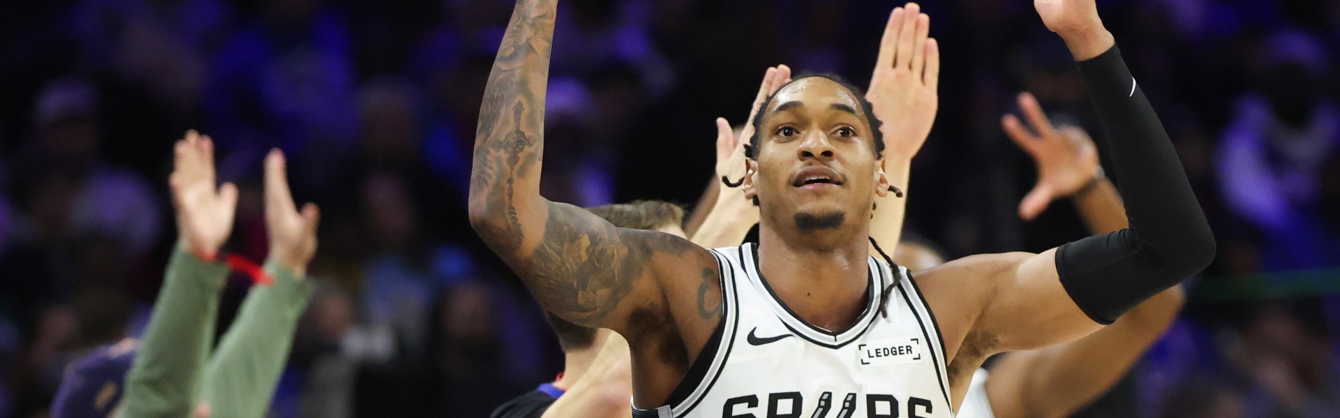 开云官方网站-23分钟+43！瓦塞尔本场比赛正负值队史第二 仅次于邓肯的+45