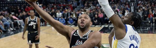 开云登录入口地址-抢人大战勇士为何不敌太阳？矮人军团急需瞄准内线