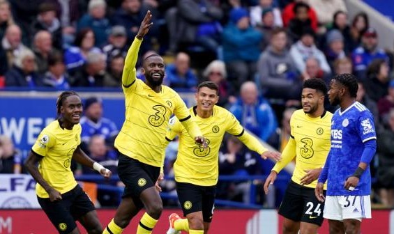 开云官方网站-中后场球员攻防一肩挑！切尔西再展“倒车狂魔”本色