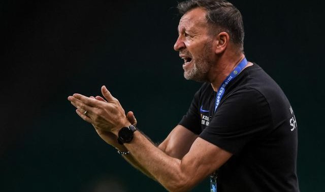 开云官方网站-卡洛斯神奇换人导演逆转 深足豪华阵容仍有待捏合