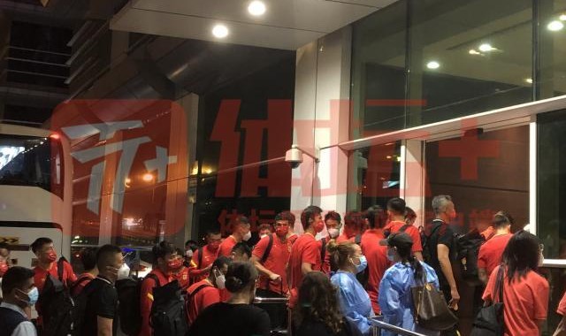 华体官网登录方式-西行手记②：足协不到70小时落实事宜 国足安心备战