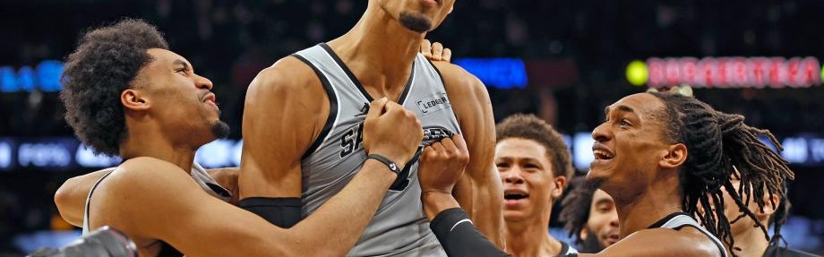 华体官网登录方式-文班亚马1.1秒准绝杀 马刺逆转太阳时隔7年重返季后赛