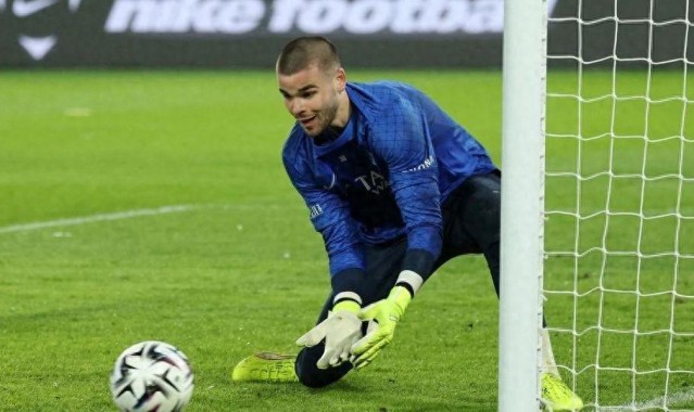 开云登录入口地址-谢瓦利耶点球大战救主，巴黎换掉多纳鲁马果然没错